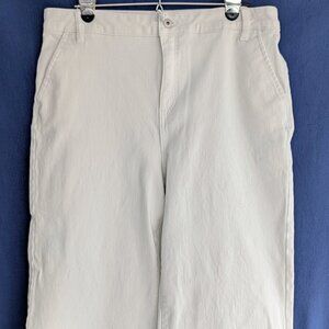 Style & Co Wide Leg Crop Jean White Size 16 $17.00